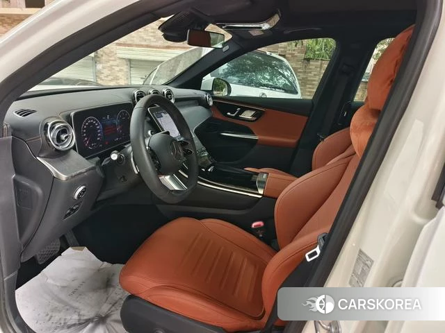 Mercedes-Benz GLC 2024 Белый из Китая, фото 6