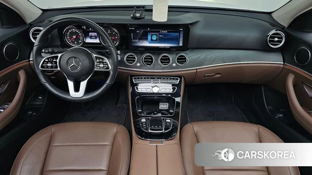 Mercedes-Benz E-Class W213 id 4872971 из Кореи 28