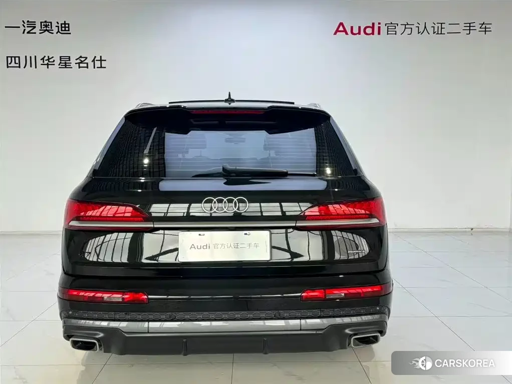 Audi Q7 id 4606978 из Китая 16