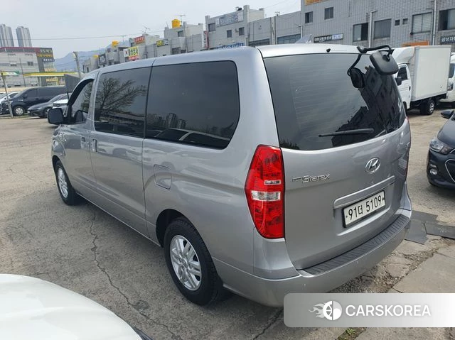 Hyundai The New Grand Starex id 3886227 из Кореи 15