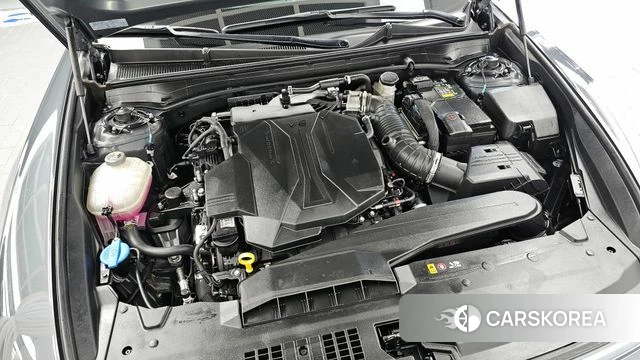 Hyundai Grandeur (GN7) id 3786846 из Кореи 16