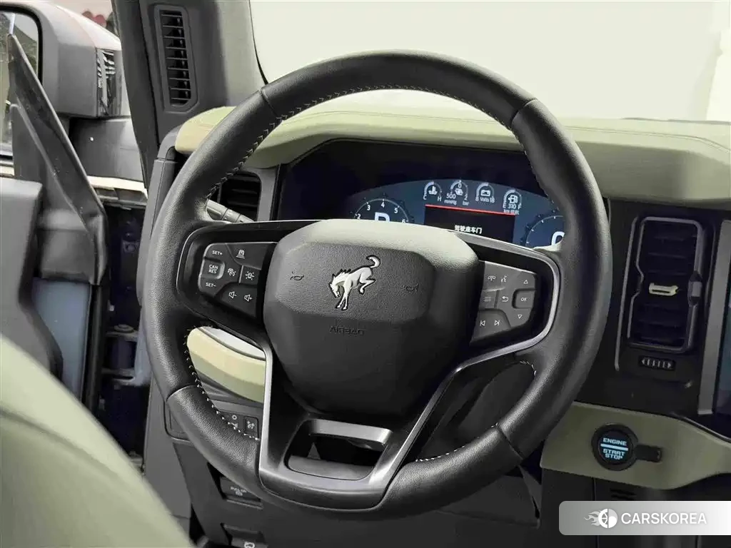 Ford Mustang id 4644421 из Китая 17
