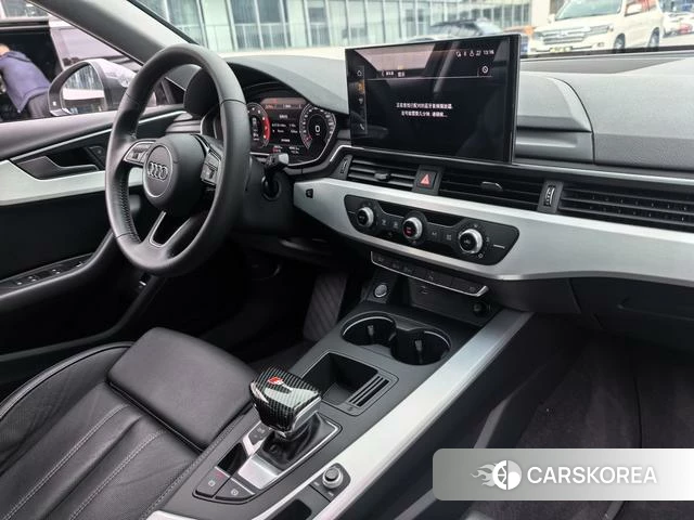 Audi A4L id 4290102 из Китая 21