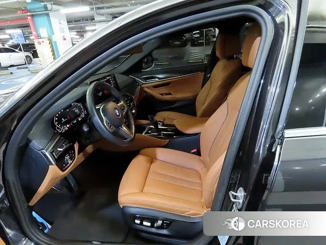 BMW 5 Series (G30) id 3442523 из Кореи 15