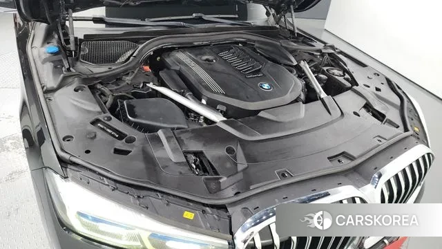 BMW 7 Series (G11) id 2980824 из Кореи 16