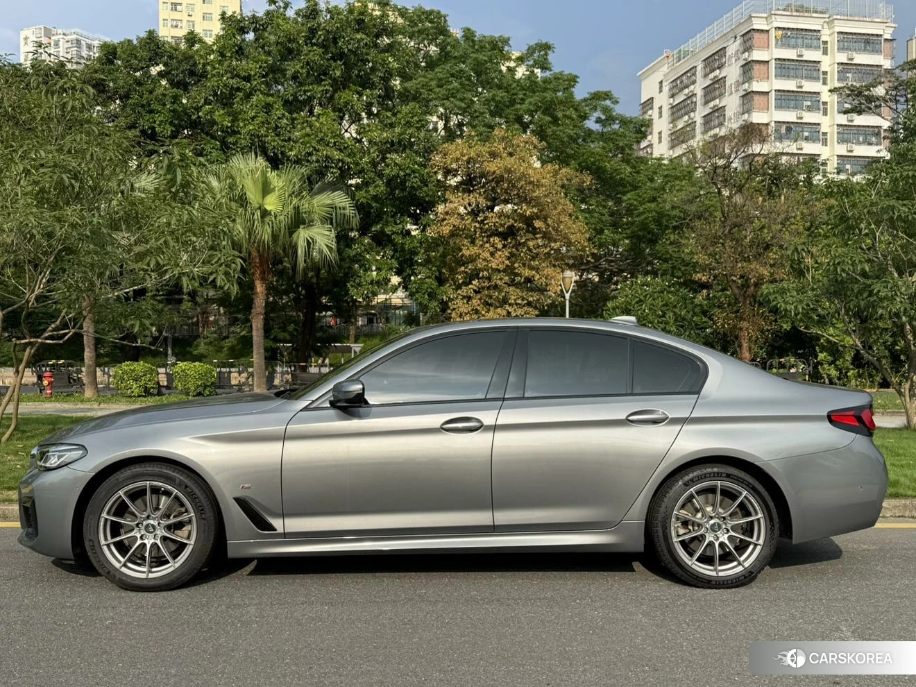 BMW 5 series (imported) id 4454669 из Китая 10