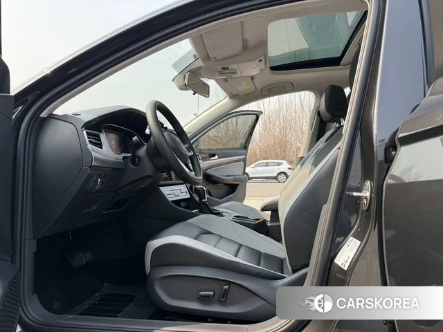 Volkswagen Bora id 4263072 из Китая 16