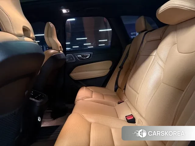 Volvo XC60 second Generation id 3000067 из Кореи 16