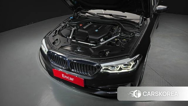 BMW 5 Series (G30) id 4775964 из Кореи 16