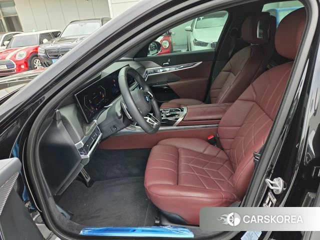 BMW 7 Series (G70) id 4513035 из Кореи 10