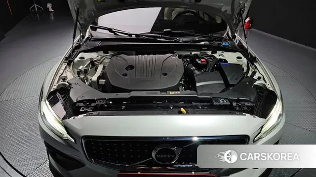 Volvo V60 Cross-Country 2nd Generation id 3524774 из Кореи 16