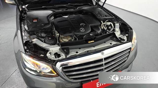 Mercedes-Benz E-Class W213 id 4423989 из Кореи 28
