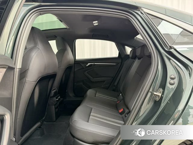 Audi A3 2023 Зеленый из Китая, фото 6
