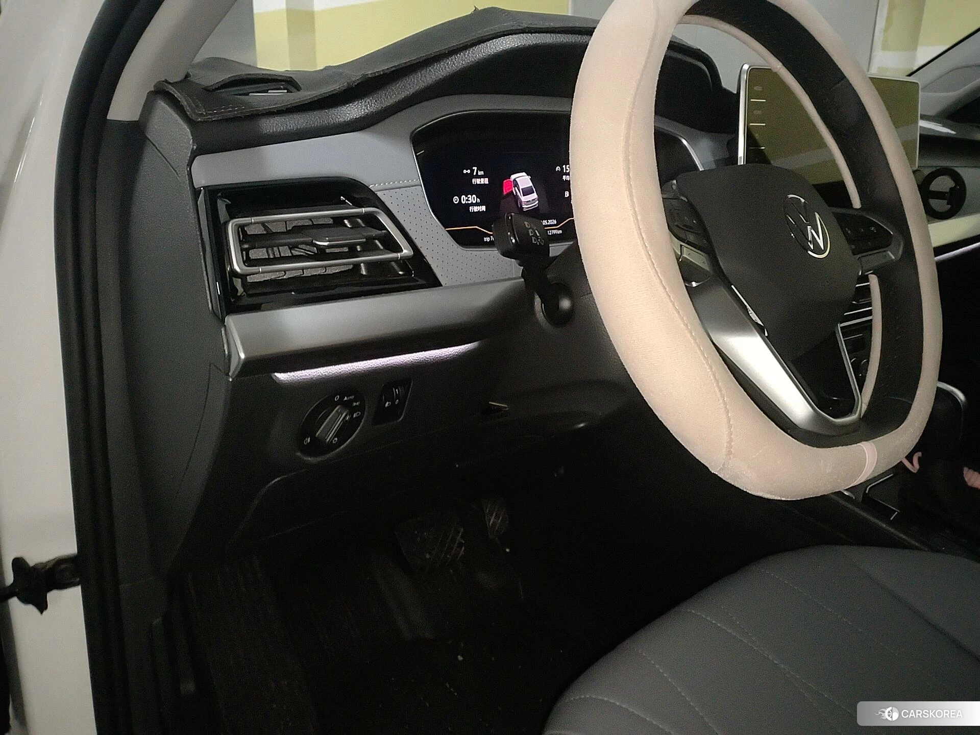 Volkswagen Lavida id 4440620 из Китая 17