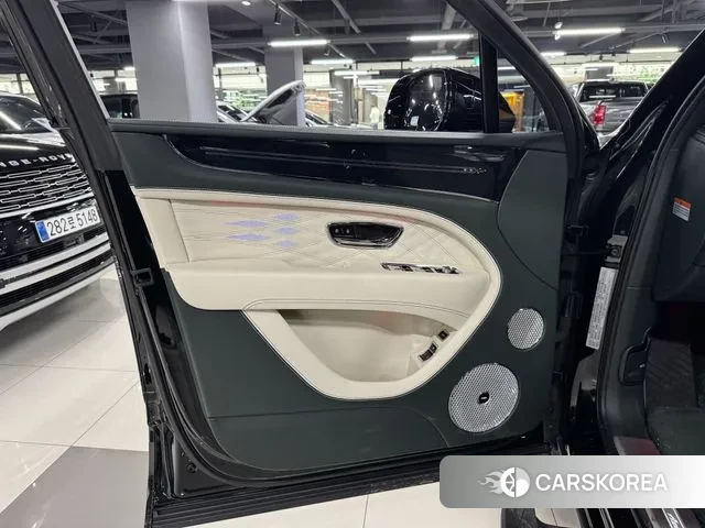 Bentley Bentayga id 3776096 из Кореи 15