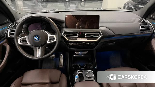 BMW iX3 2024 Черный из Кореи, фото 6