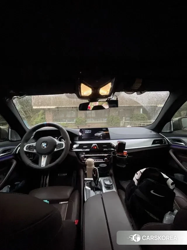 BMW 5 Series (G30) 2018 Белый из Кореи, фото 6