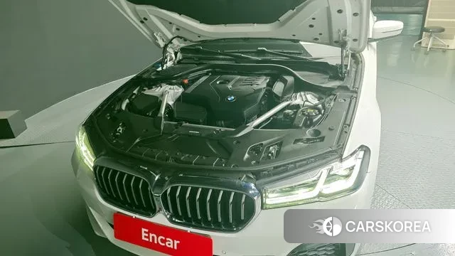 BMW 5 Series (G30) id 3545860 из Кореи 16