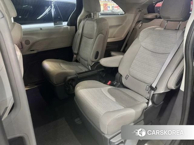 Toyota Saina id 4257481 из Китая 7