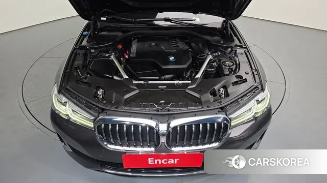 BMW 5 Series (G30) id 3529216 из Кореи 16