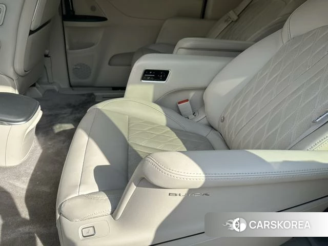 Buick GL8 id 4239880 из Китая 14