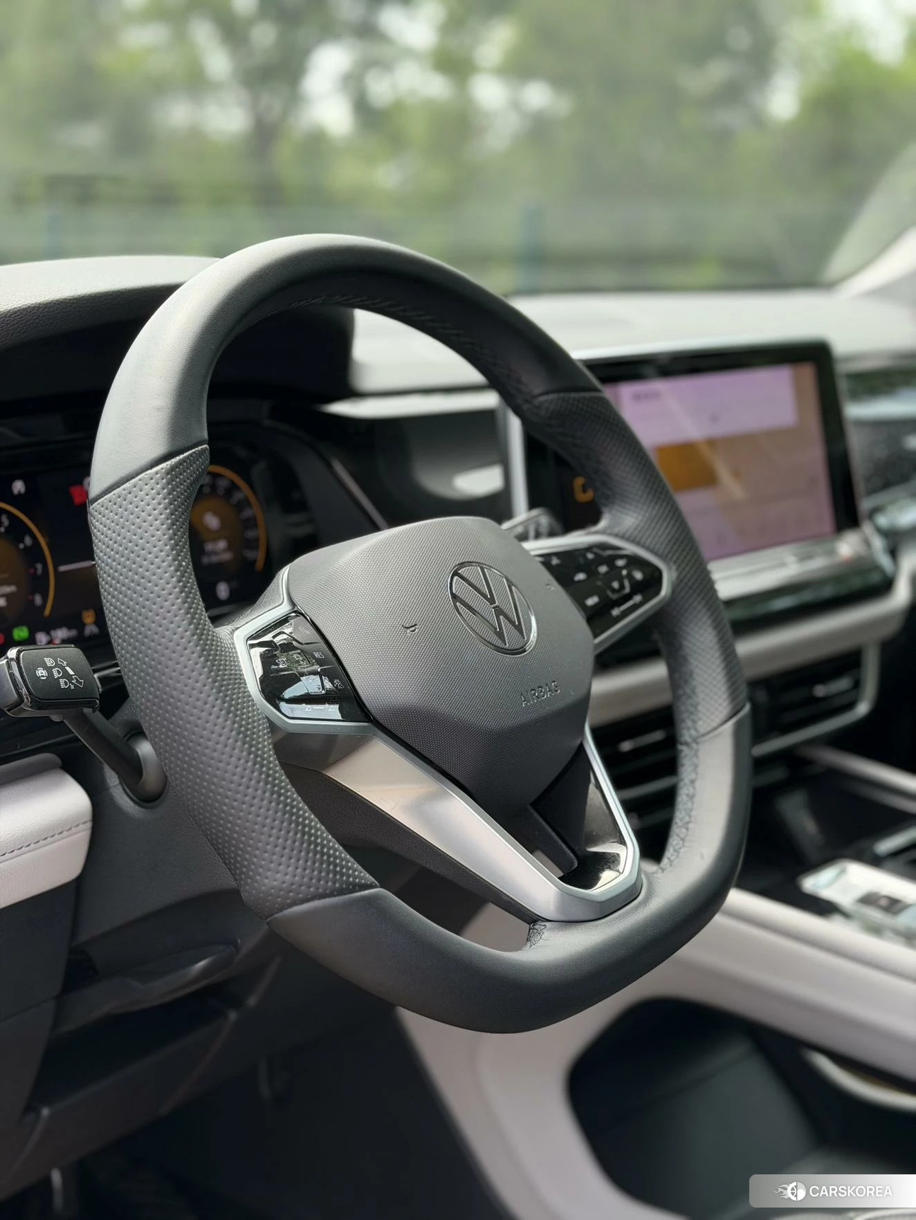 Volkswagen Tourang id 4405870 из Китая 9