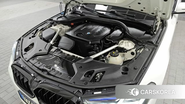 BMW 5 Series (G30) id 3899859 из Кореи 16