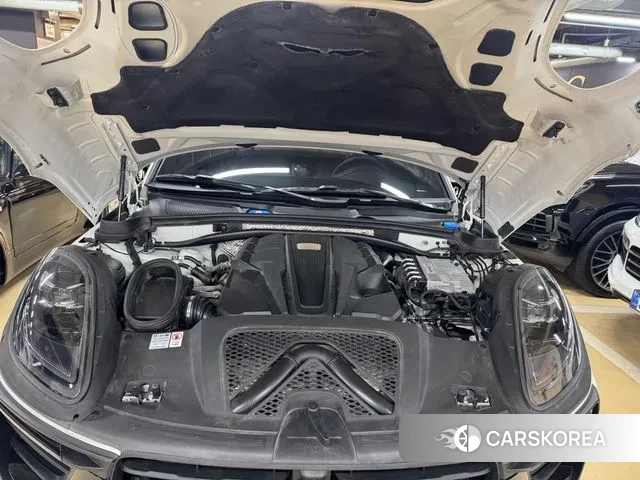 Porsche Macan id 3745961 из Кореи 16