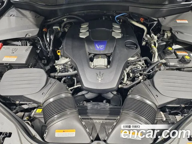 Maserati Levante id 2735941 из Кореи 16