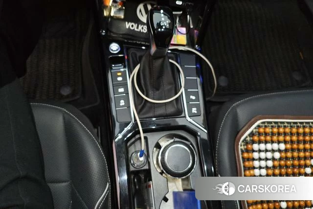 Volkswagen Passat id 4255919 из Китая 13