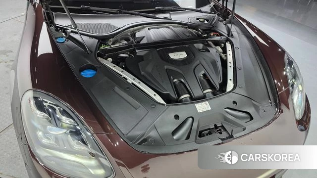 Porsche Panamera (971) id 4615279 из Кореи 30