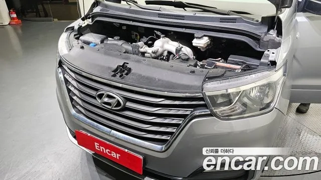 Hyundai The New Grand Starex id 2882003 из Кореи 16