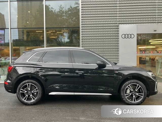 Audi Q5L id 4198928 из Китая 7