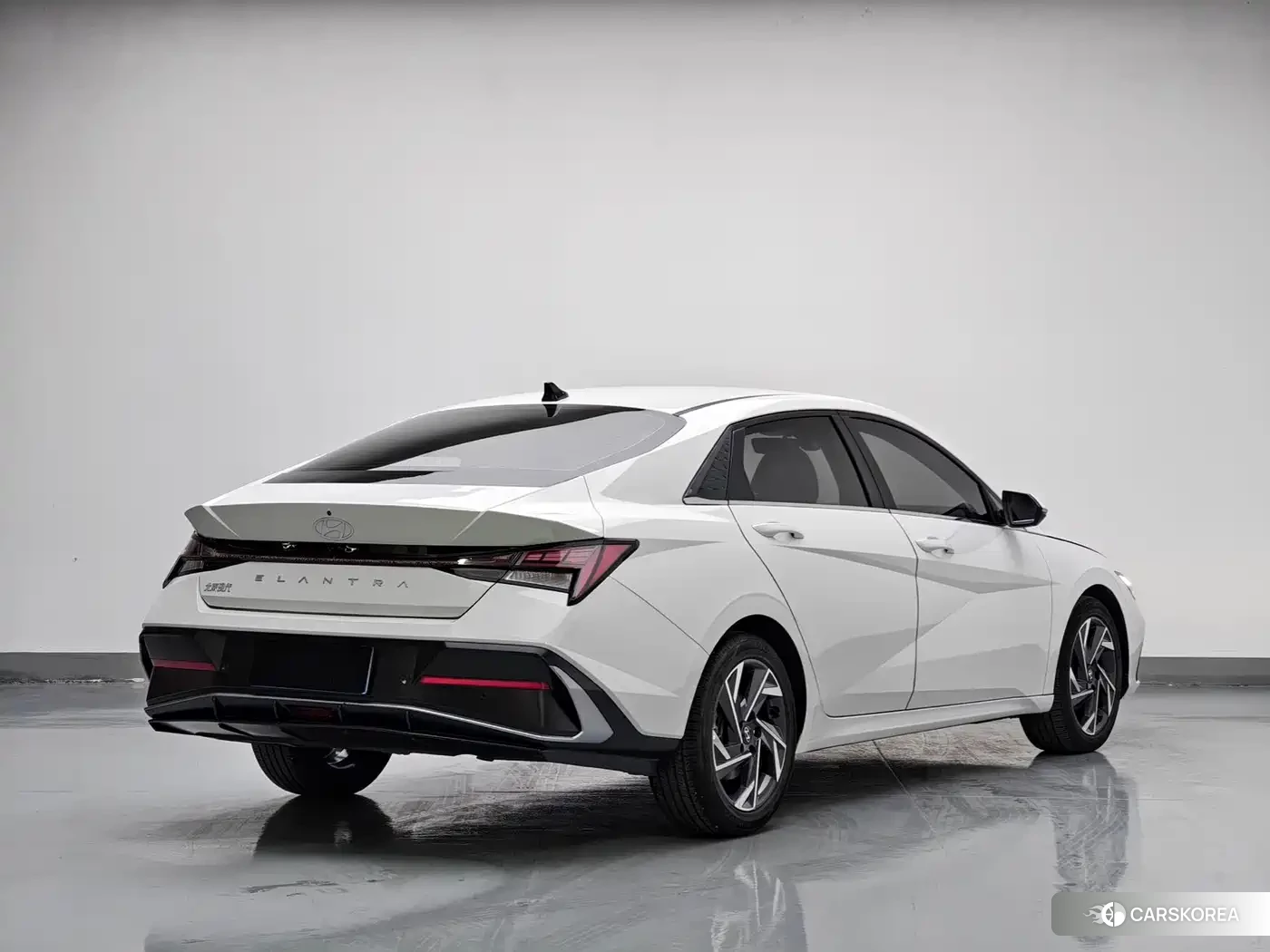 Hyundai Elantra id 4548145 из Китая 16