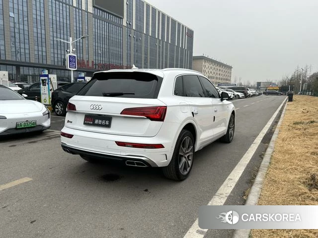 Audi Q5L 2021 Белый из Китая, фото 6