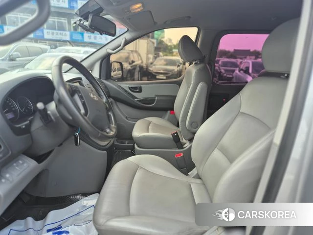Hyundai The New Grand Starex id 4392685 из Кореи 16
