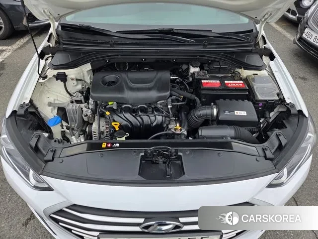 Hyundai Avante AD id 3728779 из Кореи 12