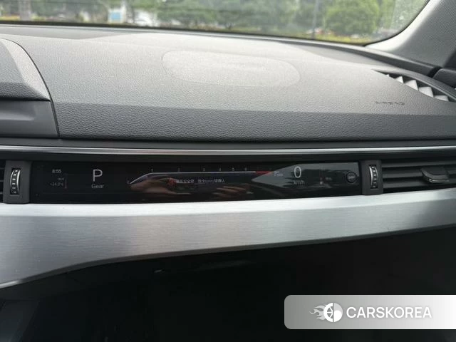 Audi A4L id 4353162 из Китая 9