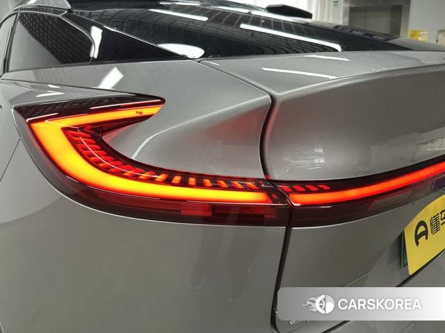 Toyota bZ5 id 4348788 из Китая 16