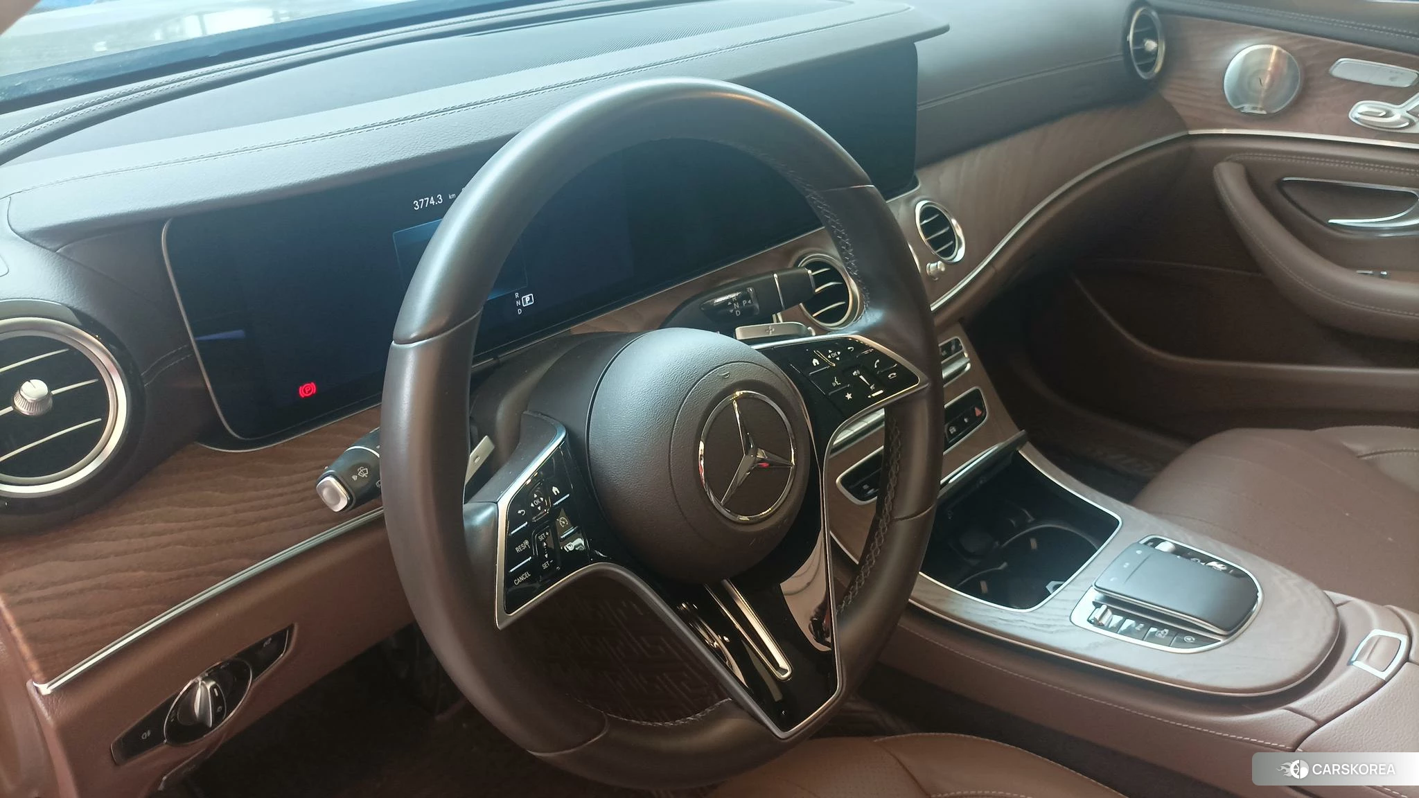 Mercedes-Benz E-class id 4426713 из Китая 13