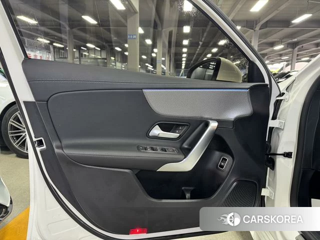 Mercedes-Benz Class A id 4256686 из Китая 9