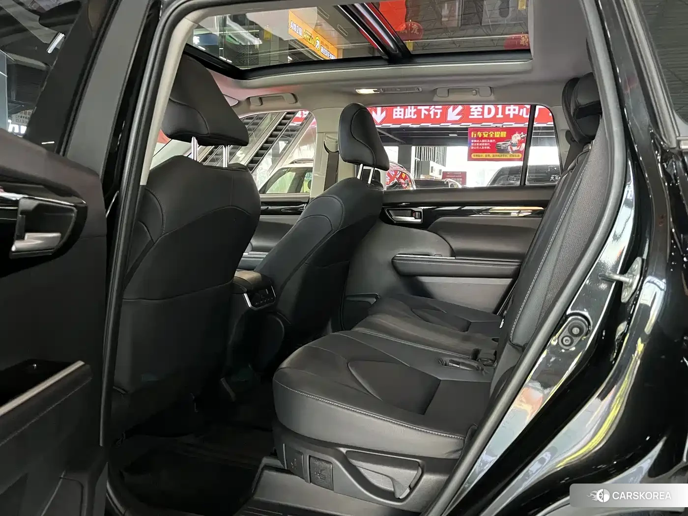 Toyota Highlander id 4680651 из Китая 18