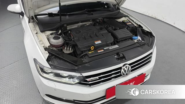 Volkswagen Passat GT (B8) id 3937220 из Кореи 16