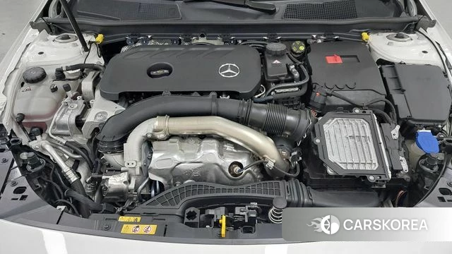 Mercedes-Benz A-Class W177 id 4222976 из Кореи 16