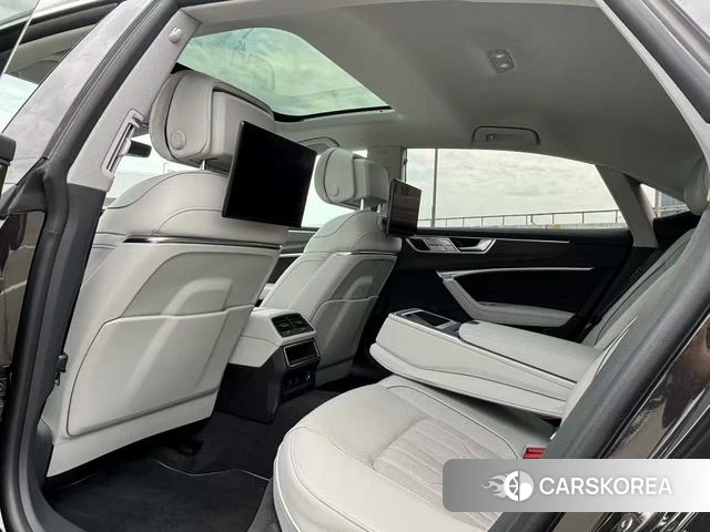 Audi A7L 2026 Другой из Китая, фото 6