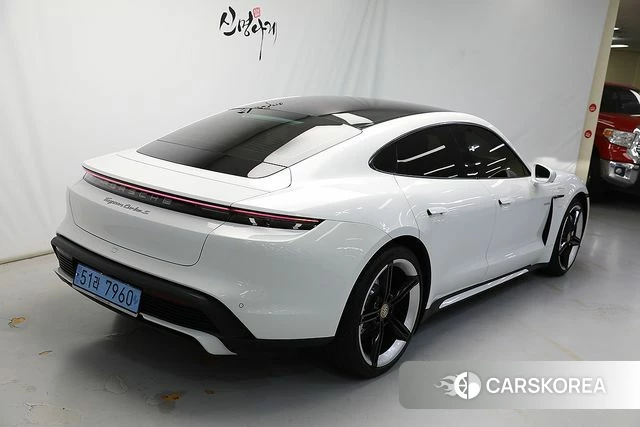Porsche Taycan id 4507252 из Кореи 16