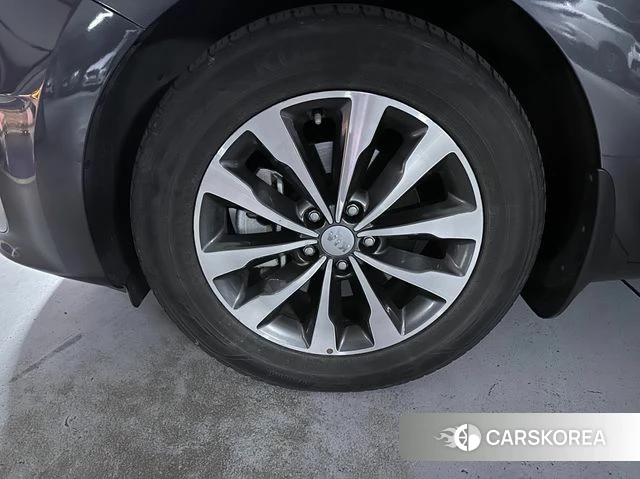 Kia All New Carnival id 4300609 из Кореи 8