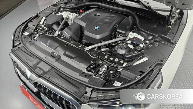 BMW 5 Series (G60) id 4381093 из Кореи 28