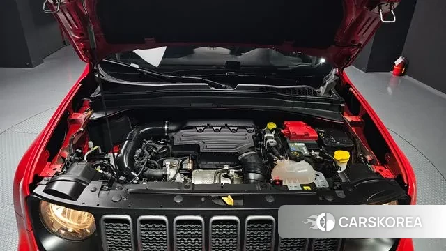 Jeep Renegade id 3487824 из Кореи 16