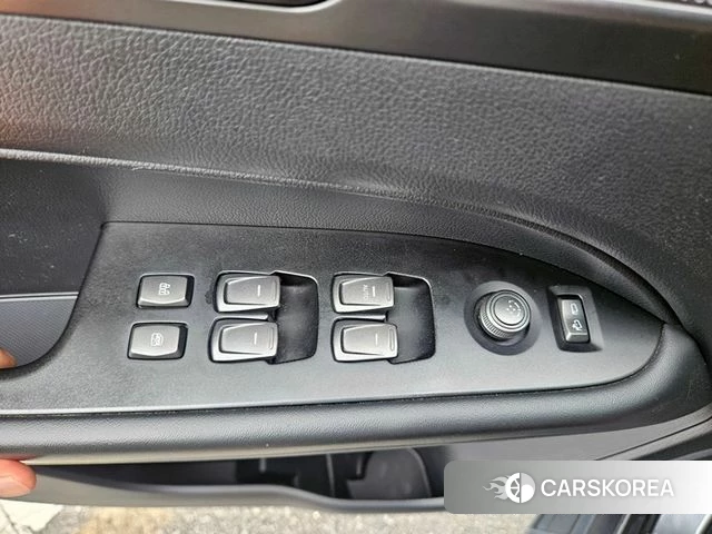 Ssangyong The New Rexton Sports Cannes id 4772504 из Кореи 16